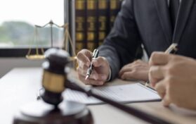 How Texas Business Lawyers Can Help You Avoid Litigation