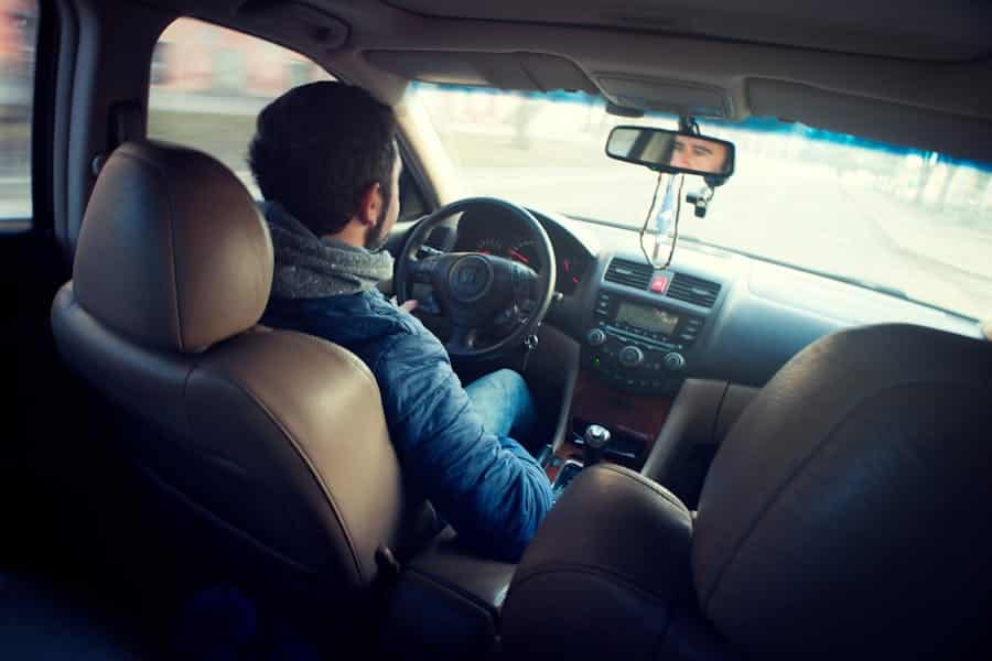 Driving Safely A Beginners Guide to Preventing Car Accidents